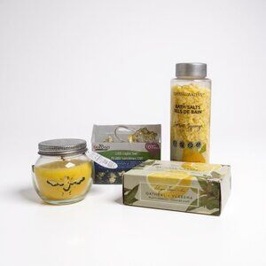 Lemon & Oatmeal Bath Soak Gift Set with Scented Candle - Relaxation Spa Kit